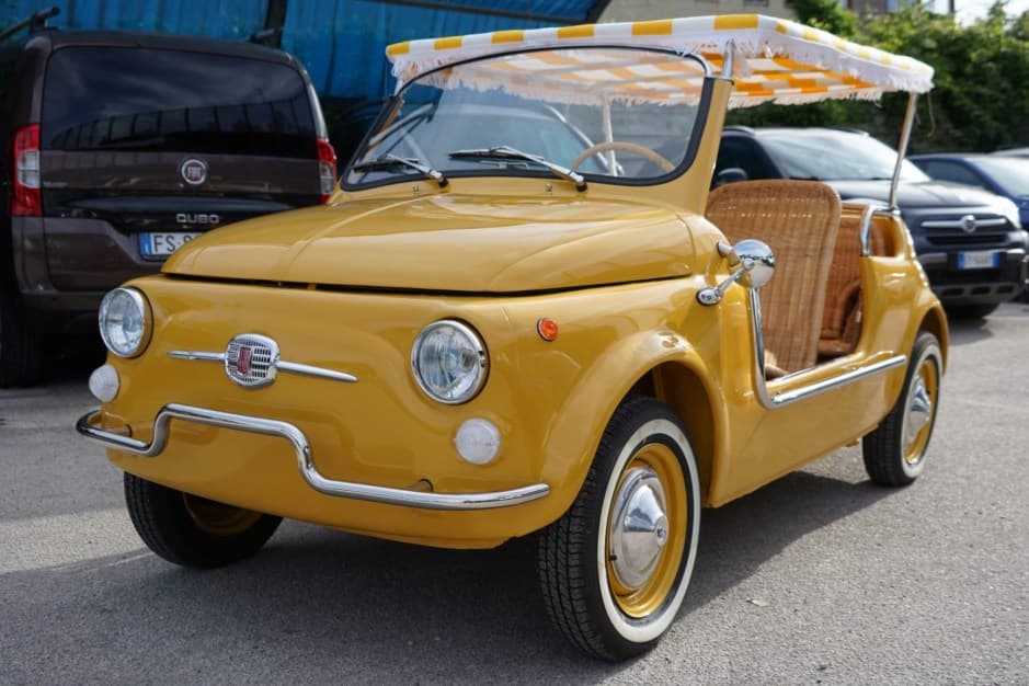 1968 Fiat 500 Jolly sold for $0