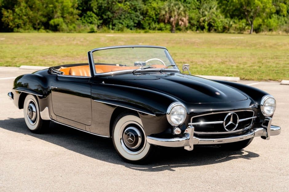 1957 Mercedes-Benz 190SL sold for $150,000
