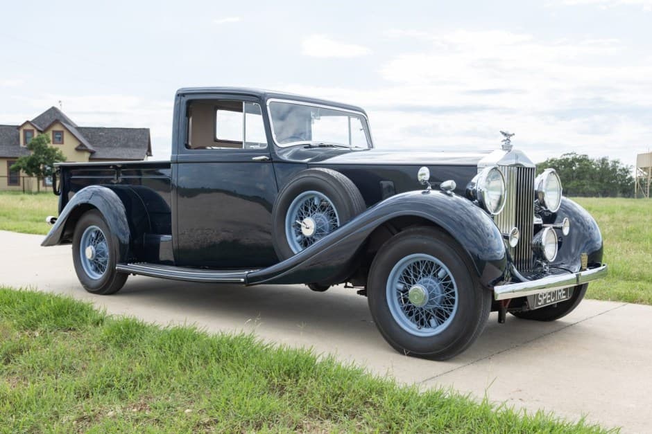 1939 Rolls-Royce Phantom I, II, & III sold for $120,000