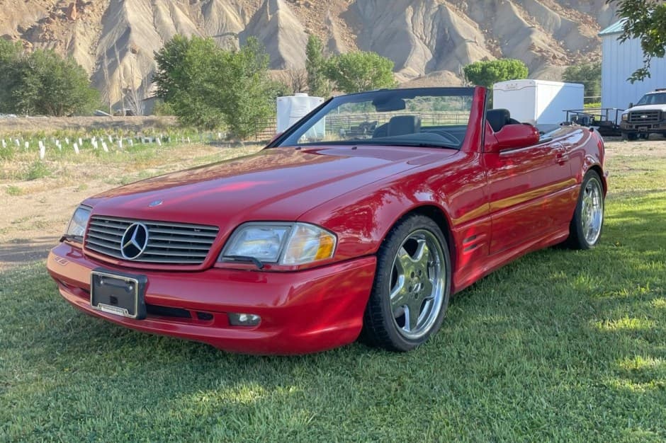2001 Mercedes-Benz R129 SL sold for $9,250