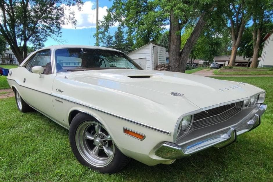 1970 Dodge Challenger (1970-1974) sold for $30,500