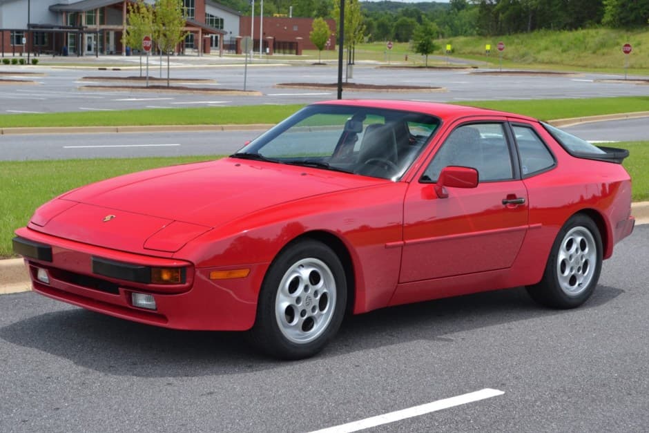 1988 Porsche 944 sold for $21,250
