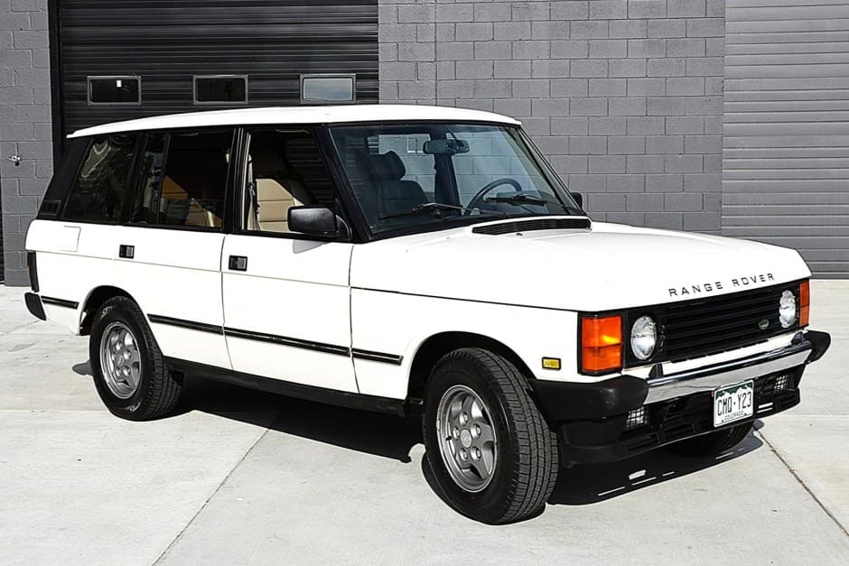 1994 Land Rover Range Rover Classic sold for $14,000