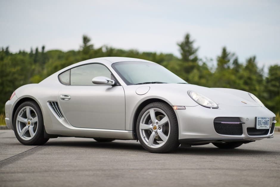2008 Porsche 987 Cayman sold for $23,500