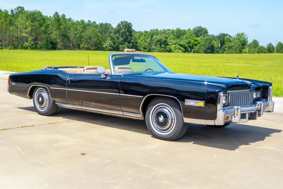 1976 Cadillac Eldorado (1971-1978) sold for $17,000