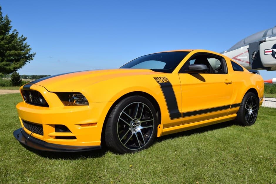 2013 Ford Mustang S197 2005-2014 sold for $44,899