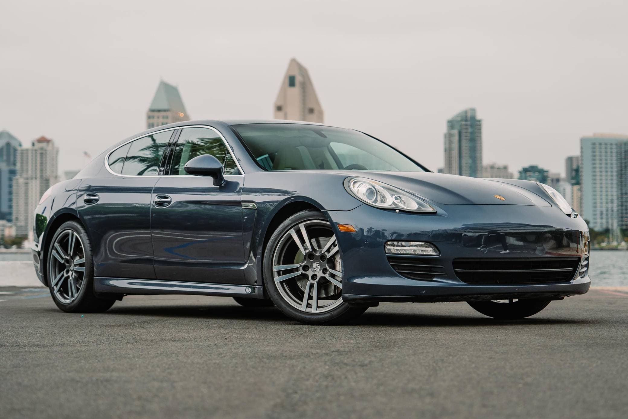 2013 Porsche Panamera sold for $19,150