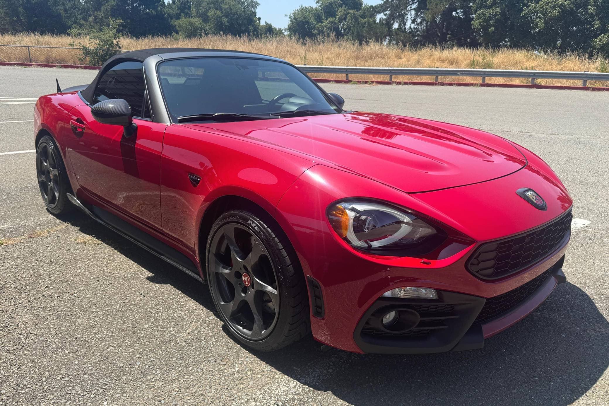 2017 Fiat 124 Spider sold for $25,000