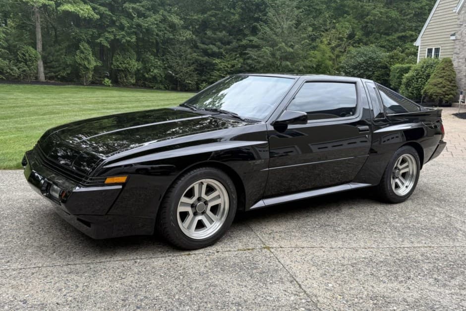 1987 Chrysler Conquest & Mitsubishi Starion sold for $23,800