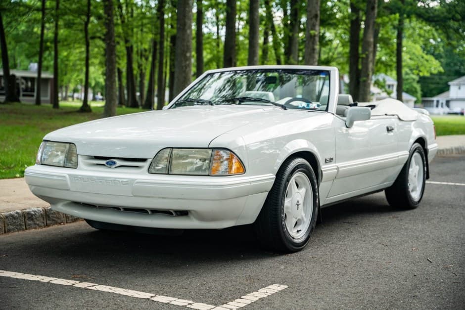1993 Ford Fox-Body Mustang sold for $17,250