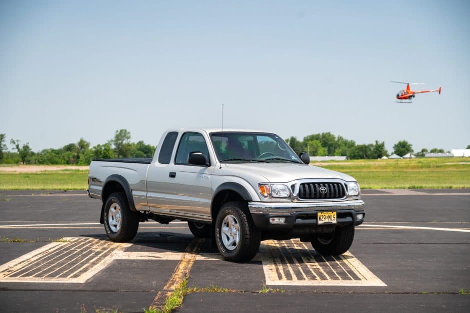 2004 Toyota Tacoma (N1X0 1995-2005) sold for $36,500