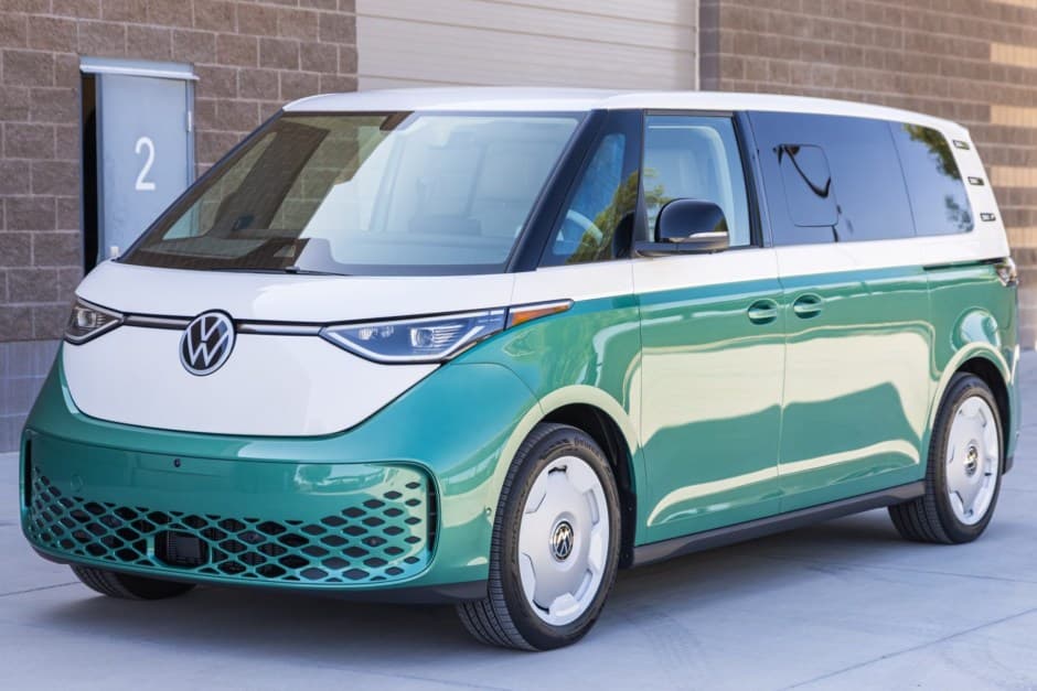 2025 Volkswagen ID.Buzz sold for $61,500