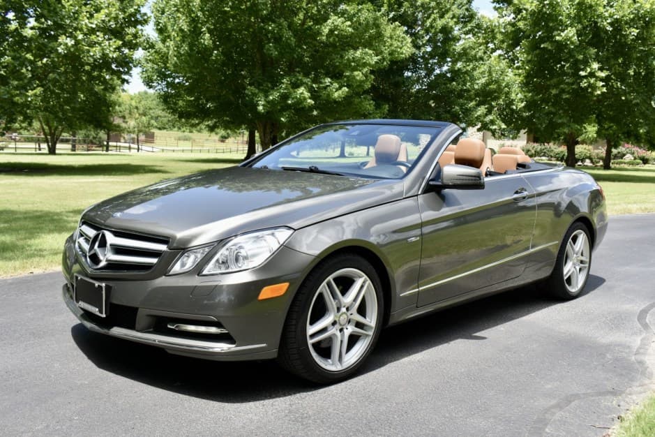 2012 Mercedes-Benz C207 E-Class Coupe/Cabriolet sold for $14,825