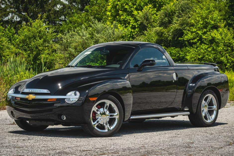 2005 Chevrolet SSR sold for $25,250