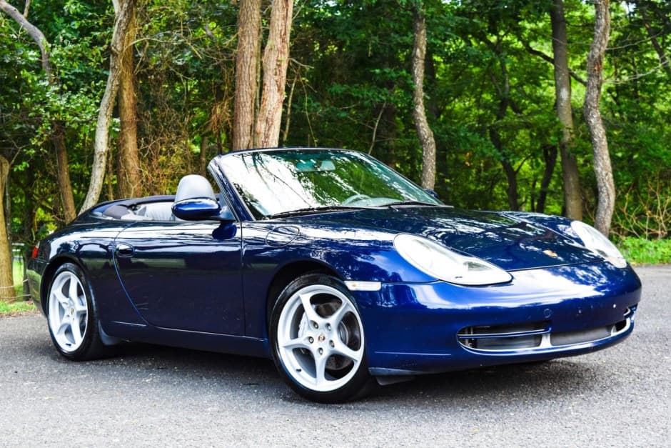 2001 Porsche 996 911 (Non-Turbo/GT2/GT3) sold for $18,500