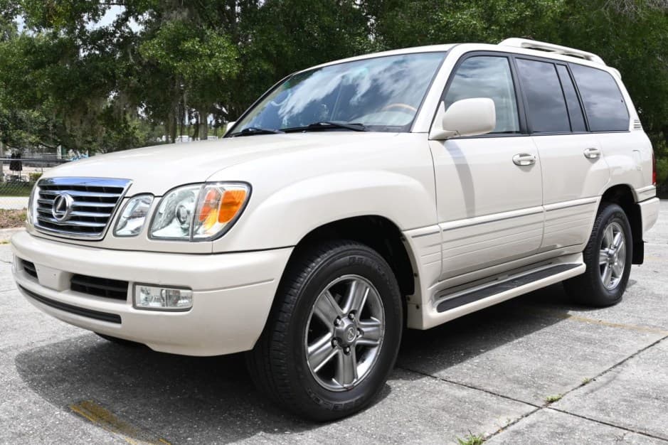 2006 Lexus LX470 sold for $24,000