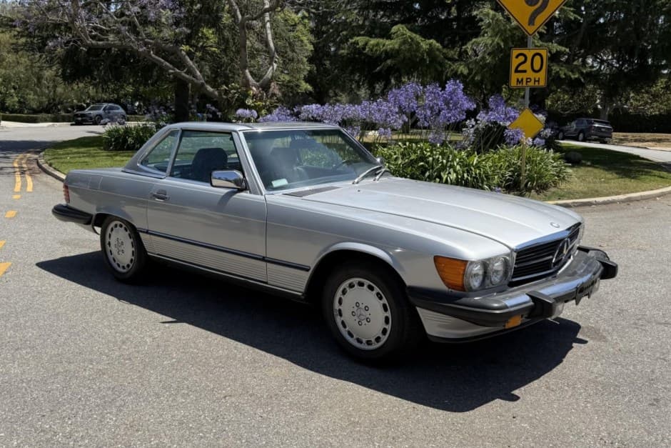 1987 Mercedes-Benz R107 SL sold for $29,750
