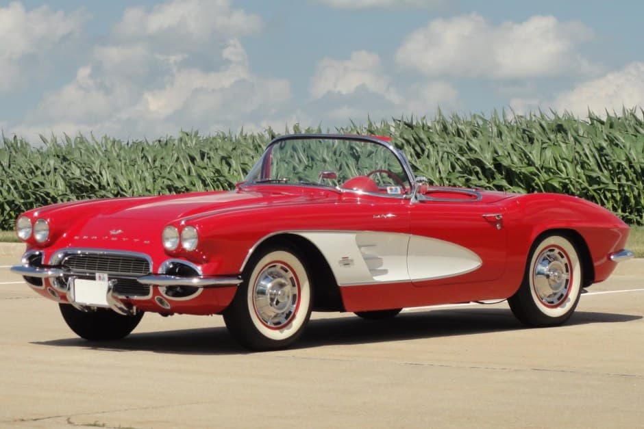1961 Chevrolet Corvette C1 sold for $92,500