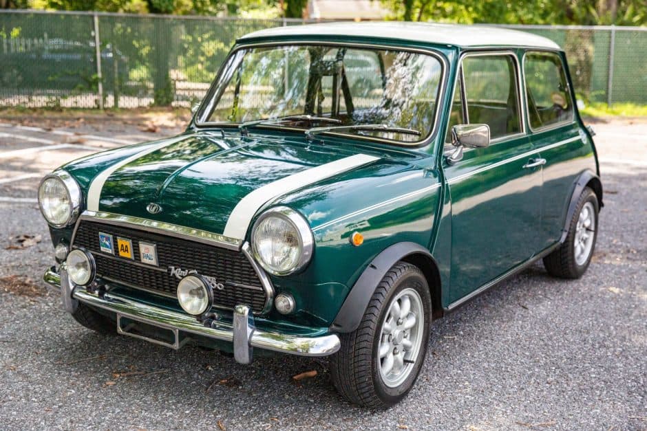 1972 Mini Mk I-III Cooper sold for $25,500