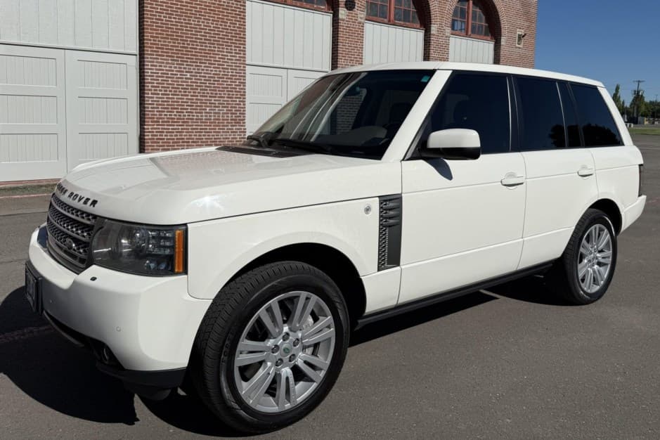 2010 Land Rover Range Rover L322 sold for $11,500