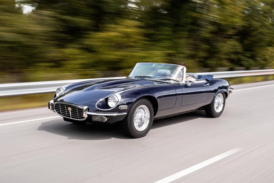 1973 Jaguar XKE Series III sold for $118,000