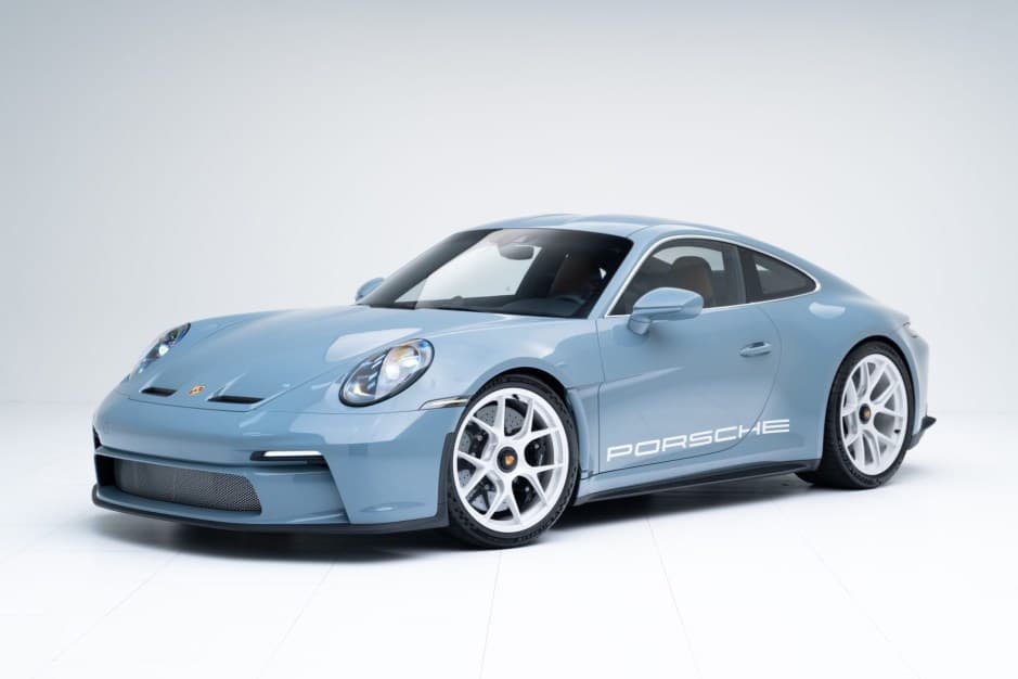2024 Porsche 992 911 (Non-Turbo/GT2/GT3) sold for $702,000