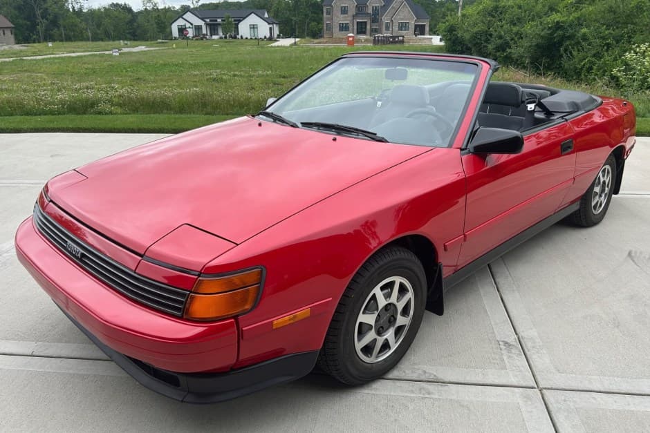 1989 Toyota Celica sold for $17,750