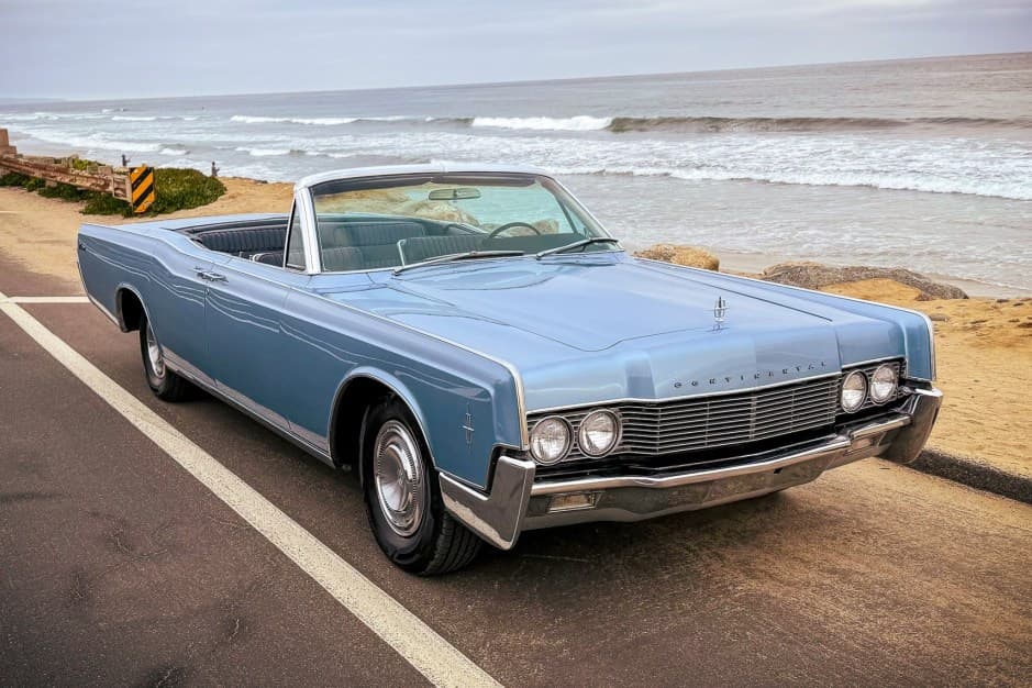 1966 Lincoln Continental (1961-1969) sold for $57,000