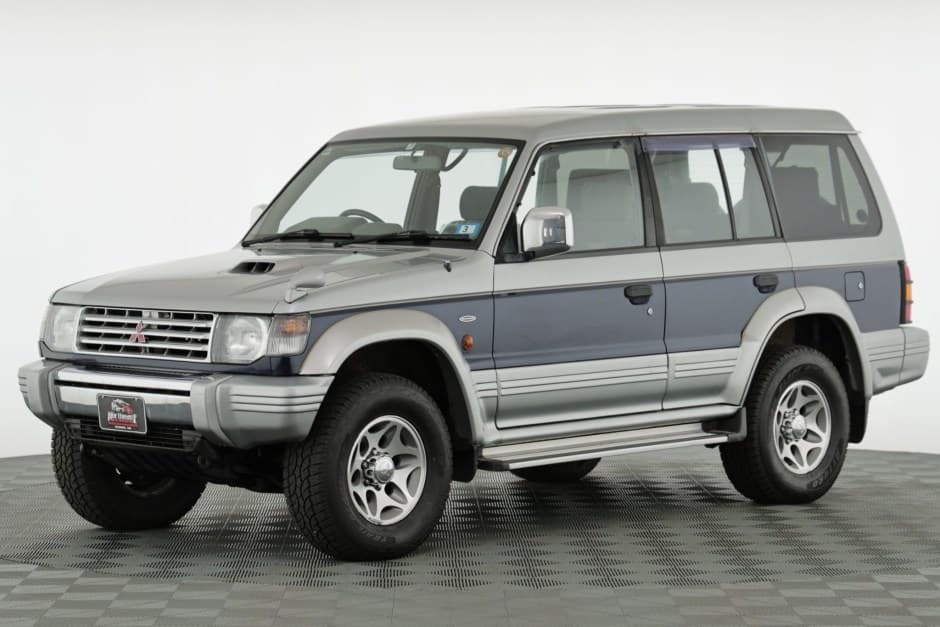 1997 Mitsubishi Pajero & Montero sold for $8,499