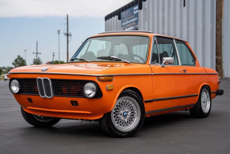 1974 BMW 2002 sold for $19,314