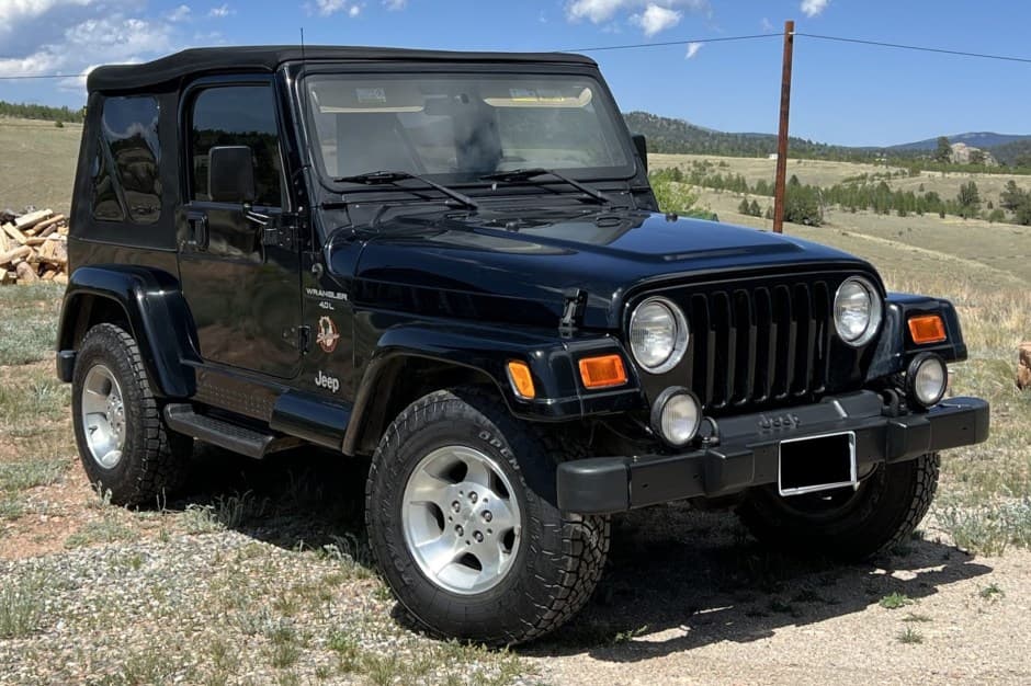 2000 Jeep Wrangler TJ (1997-2006) sold for $13,250