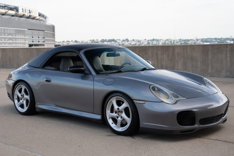 2004 Porsche 996 911 (Non-Turbo/GT2/GT3) sold for $39,420