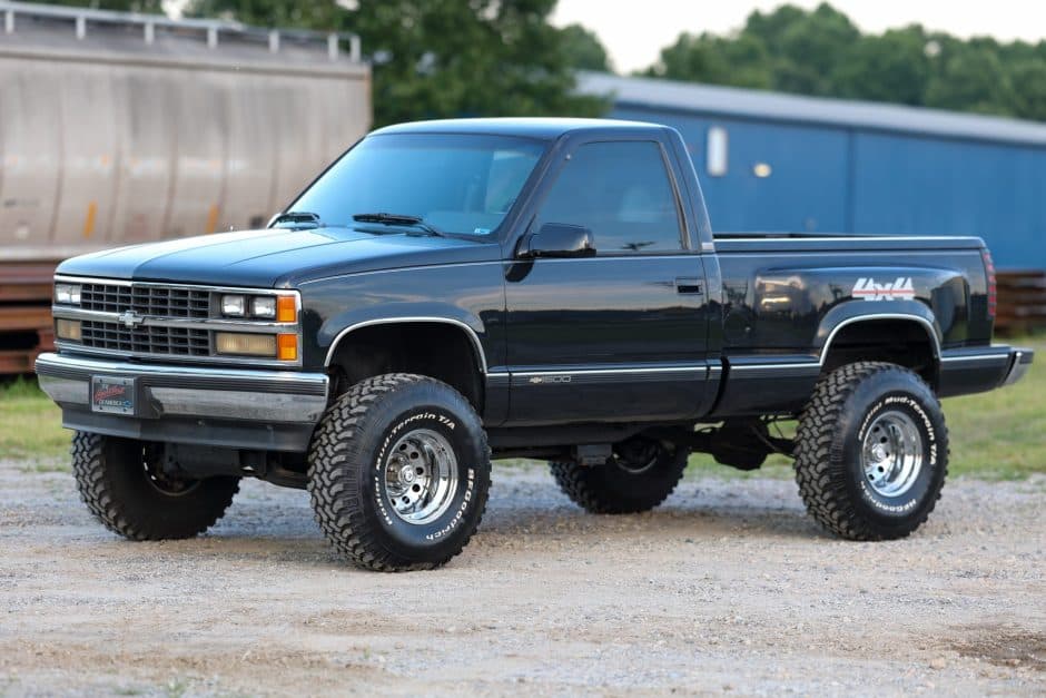 1989 Chevrolet C/K (1973-1991) sold for $14,600