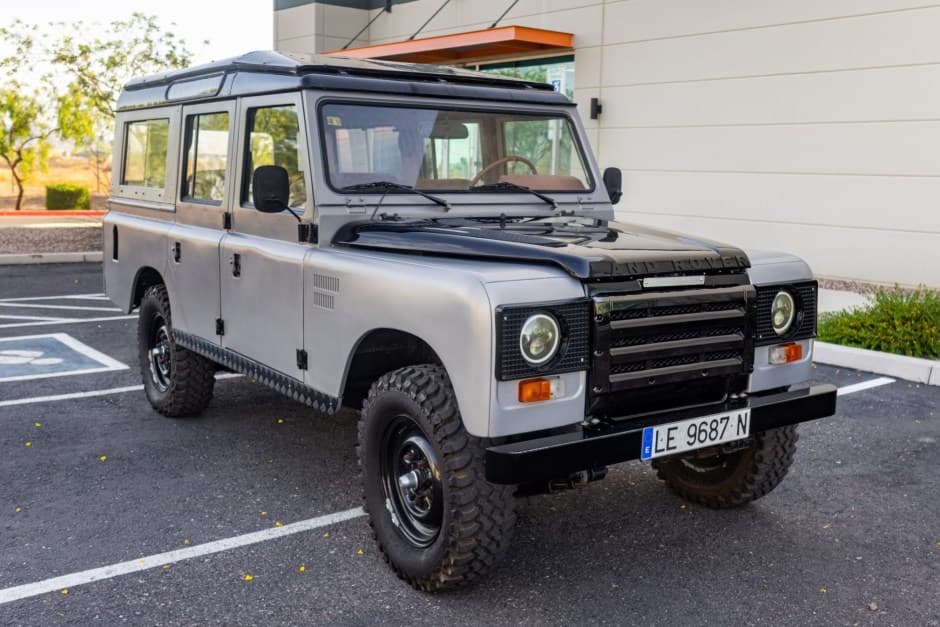 1987 Land Rover Series 109 sold for $18,750