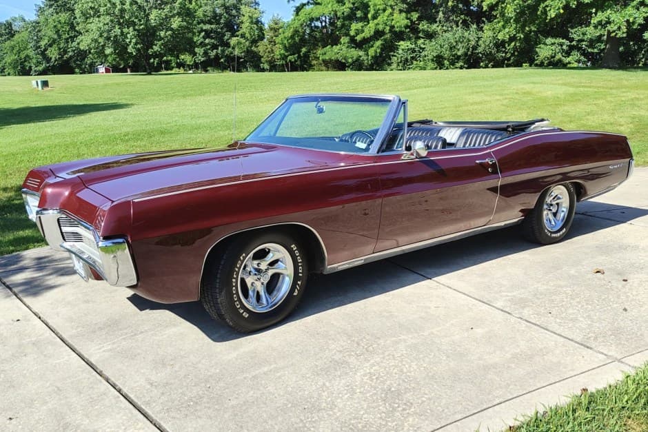 1967 Pontiac Grand Prix sold for $23,000
