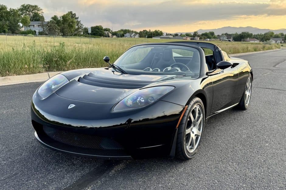2008 Tesla Roadster sold for $46,000