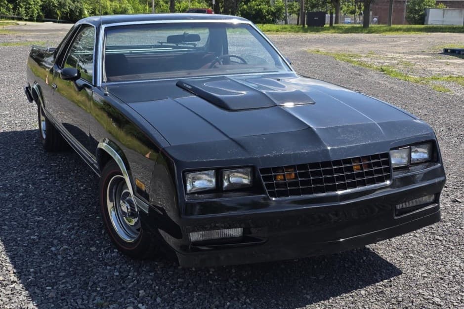 1984 Chevrolet El Camino sold for $10,500
