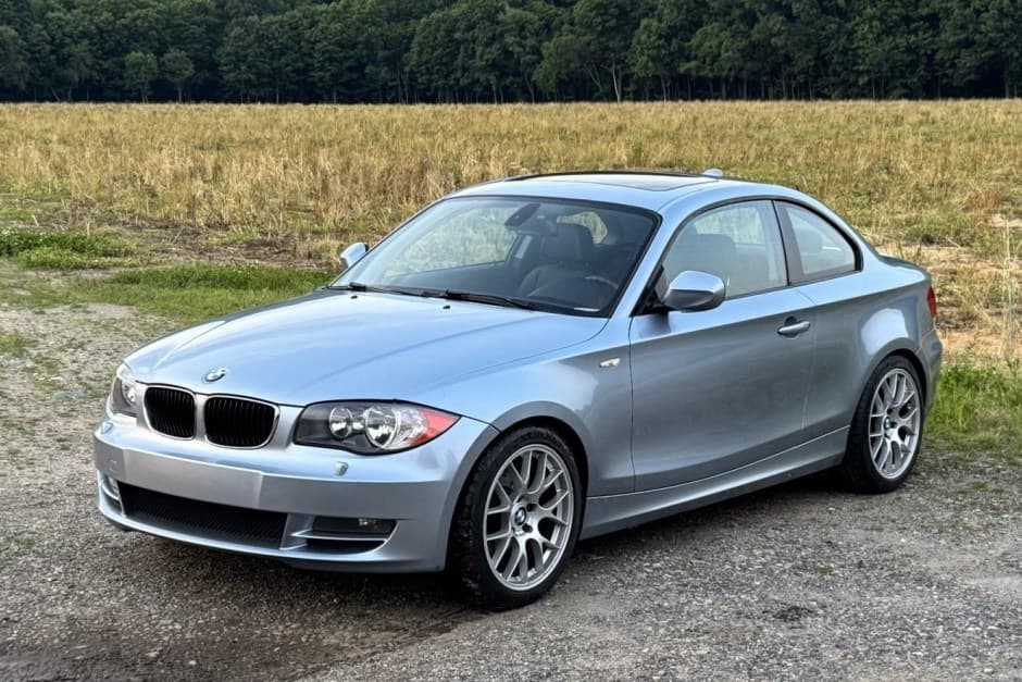 2011 BMW E82/E88 1-Series sold for $8,750