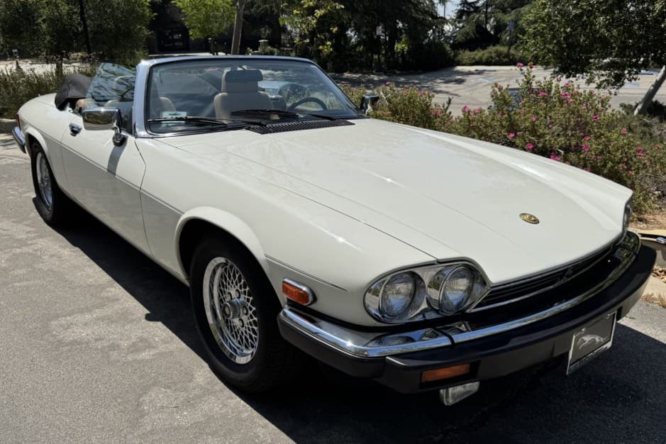 1990 Jaguar XJS sold for $6,501