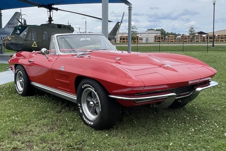 1963 Chevrolet Corvette C2 sold for $52,500