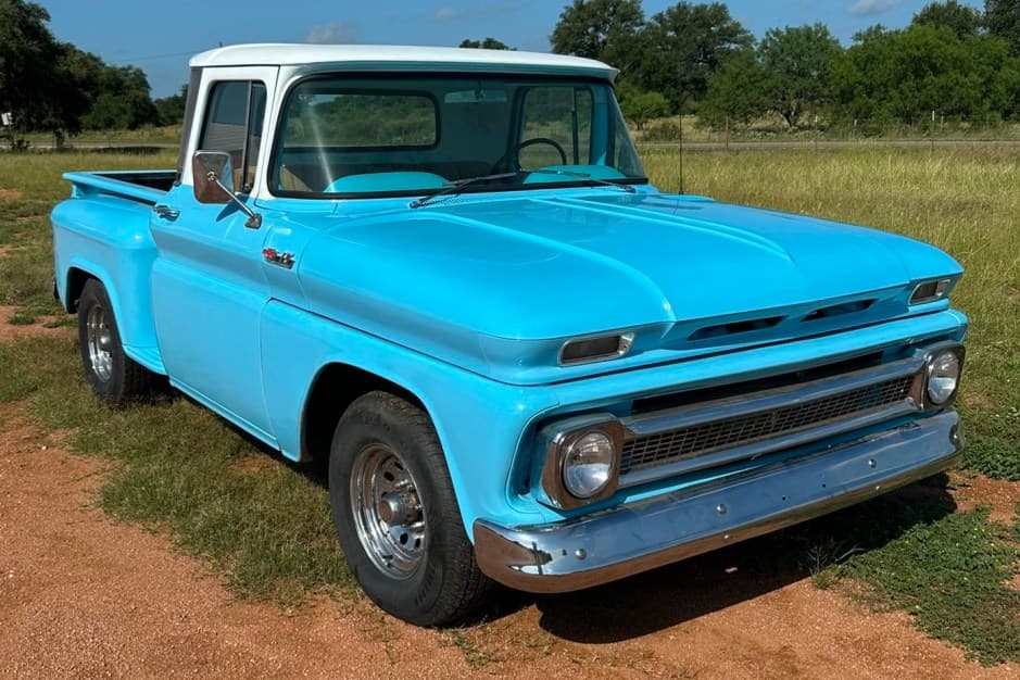 1962 Chevrolet C/K (1960-1966) sold for $13,000