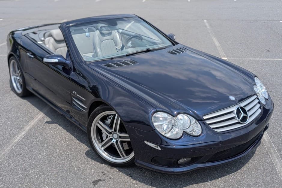 2004 Mercedes-Benz R230 SL sold for $15,250
