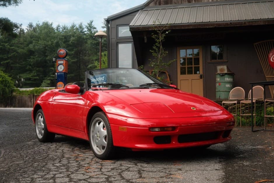1991 Lotus Elan M100 sold for $16,251