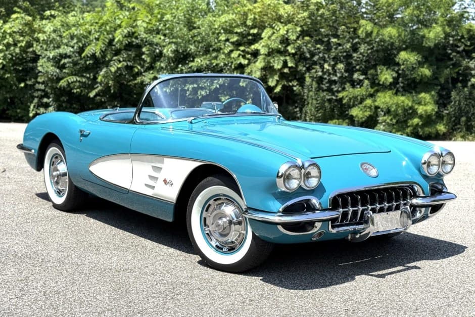 1960 Chevrolet Corvette C1 sold for $87,000