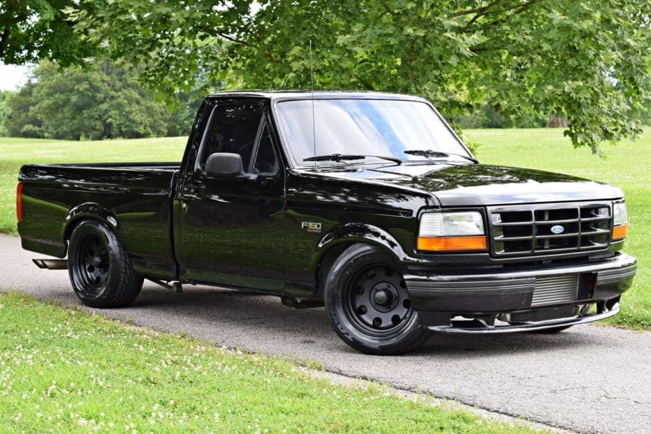 1993 Ford F-150 SVT Lightning sold for $22,000