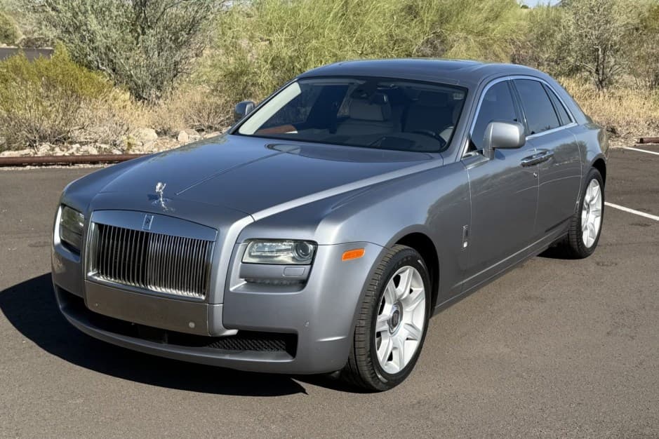 2011 Rolls-Royce Ghost sold for $75,500