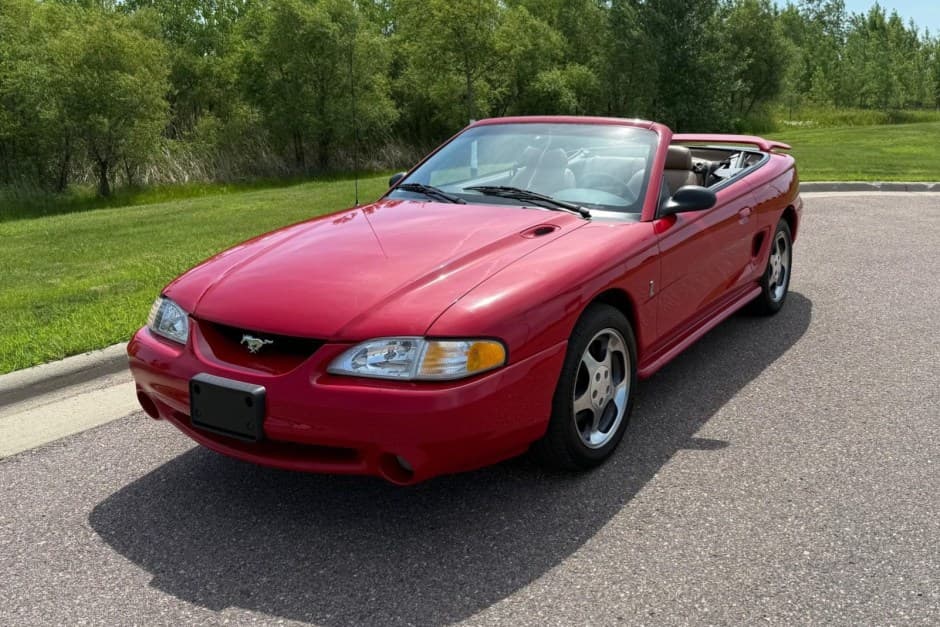 1994 Ford Mustang SN95 1994-2004 sold for $15,250