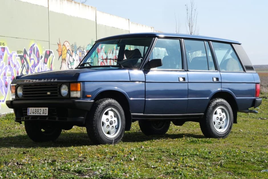 1993 Land Rover Range Rover Classic sold for $20,500