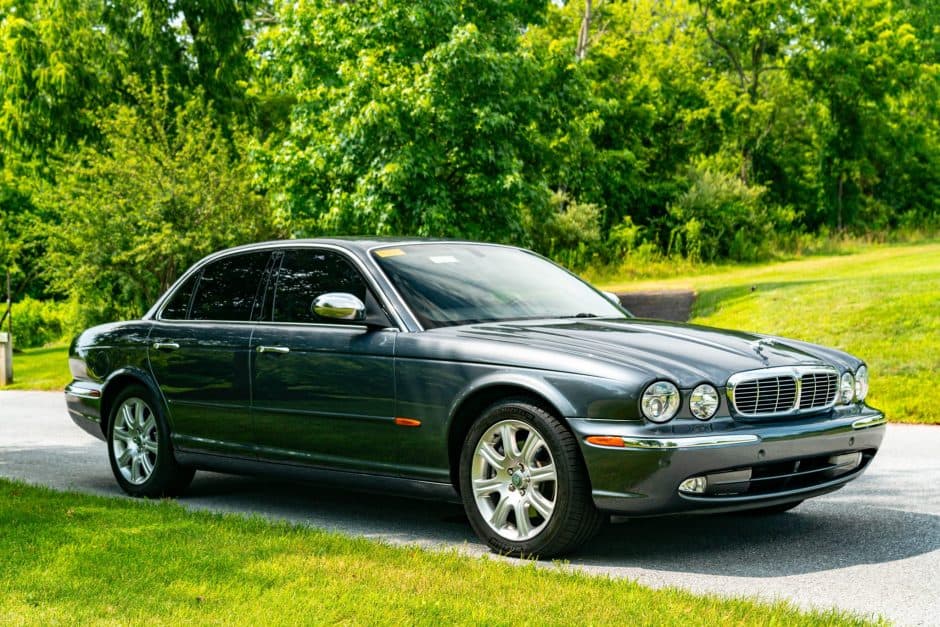 2004 Jaguar X350/X356/X358 XJ (2004-2009) sold for $14,500