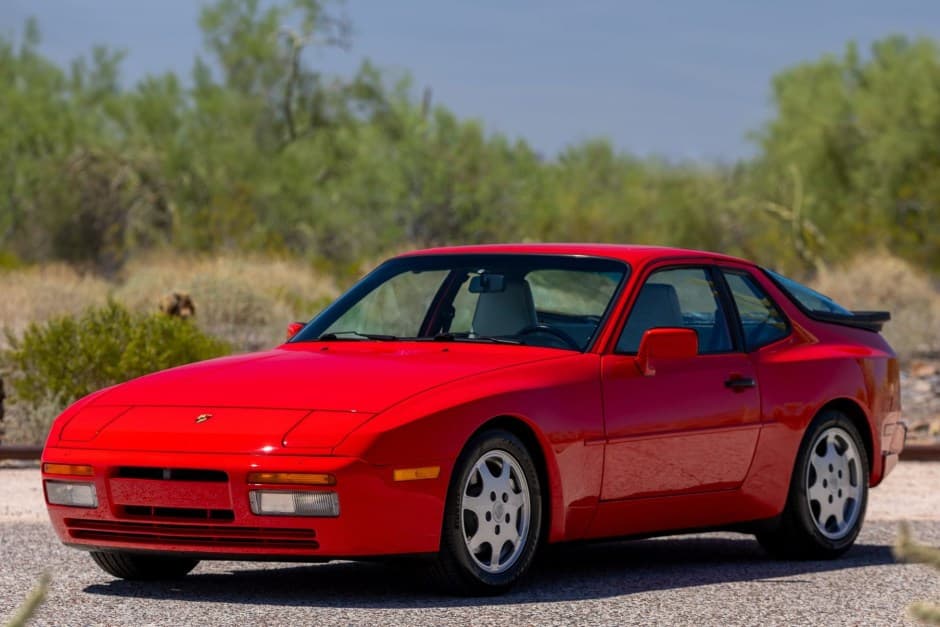 1989 Porsche 944 Turbo sold for $61,000
